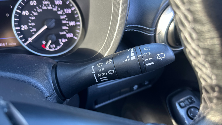 Nissan Juke 1.0 DiG-T 114 Tekna 5dr Petrol Hatchback